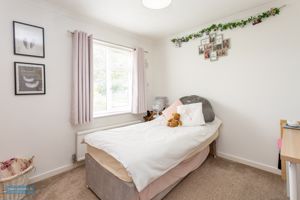 Bedroom- click for photo gallery